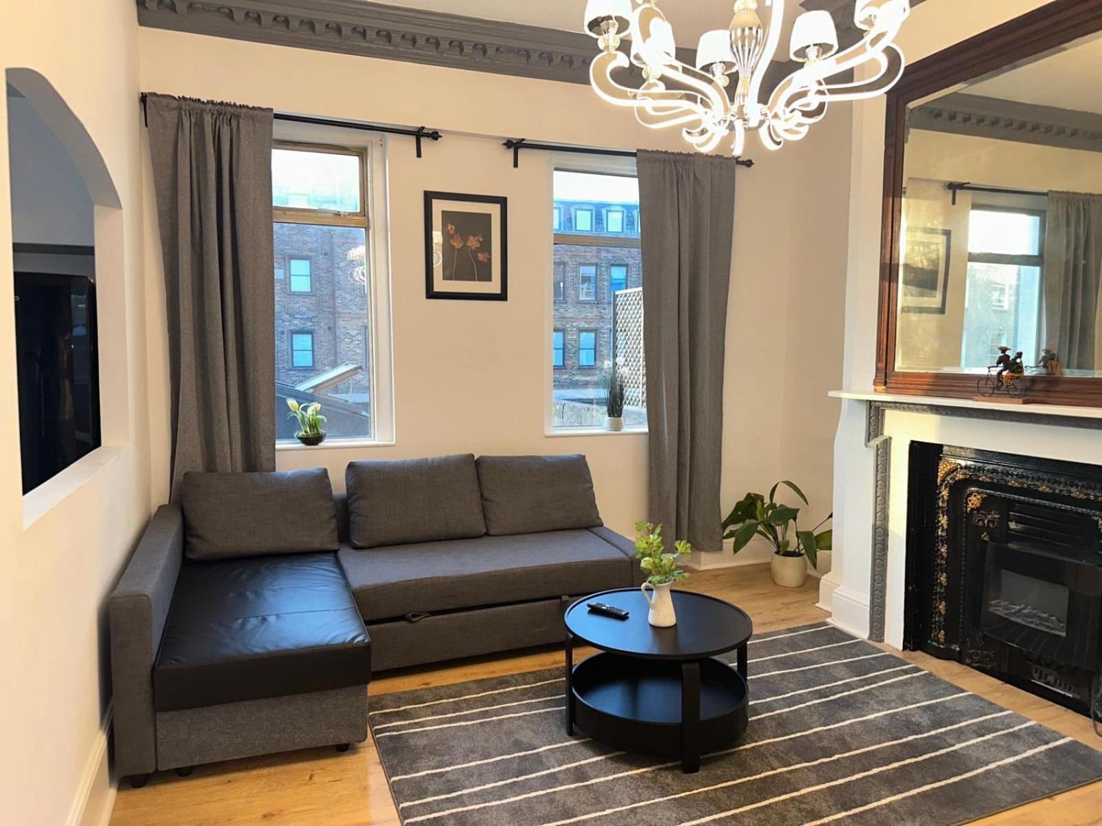 First Floor One Bed Apartment In Central West Londra Exterior foto